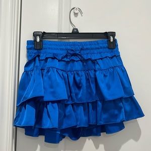 Day + moon ruffle skirt